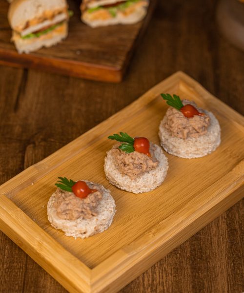 canapes de atum01